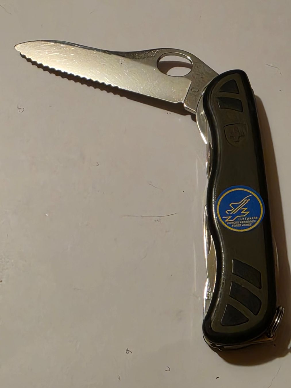 Victorinox Coltelli tascabile: Militar Messer JG 10 mit Luftwaffe Logo – Usato da Nyon venduto da freetoys08