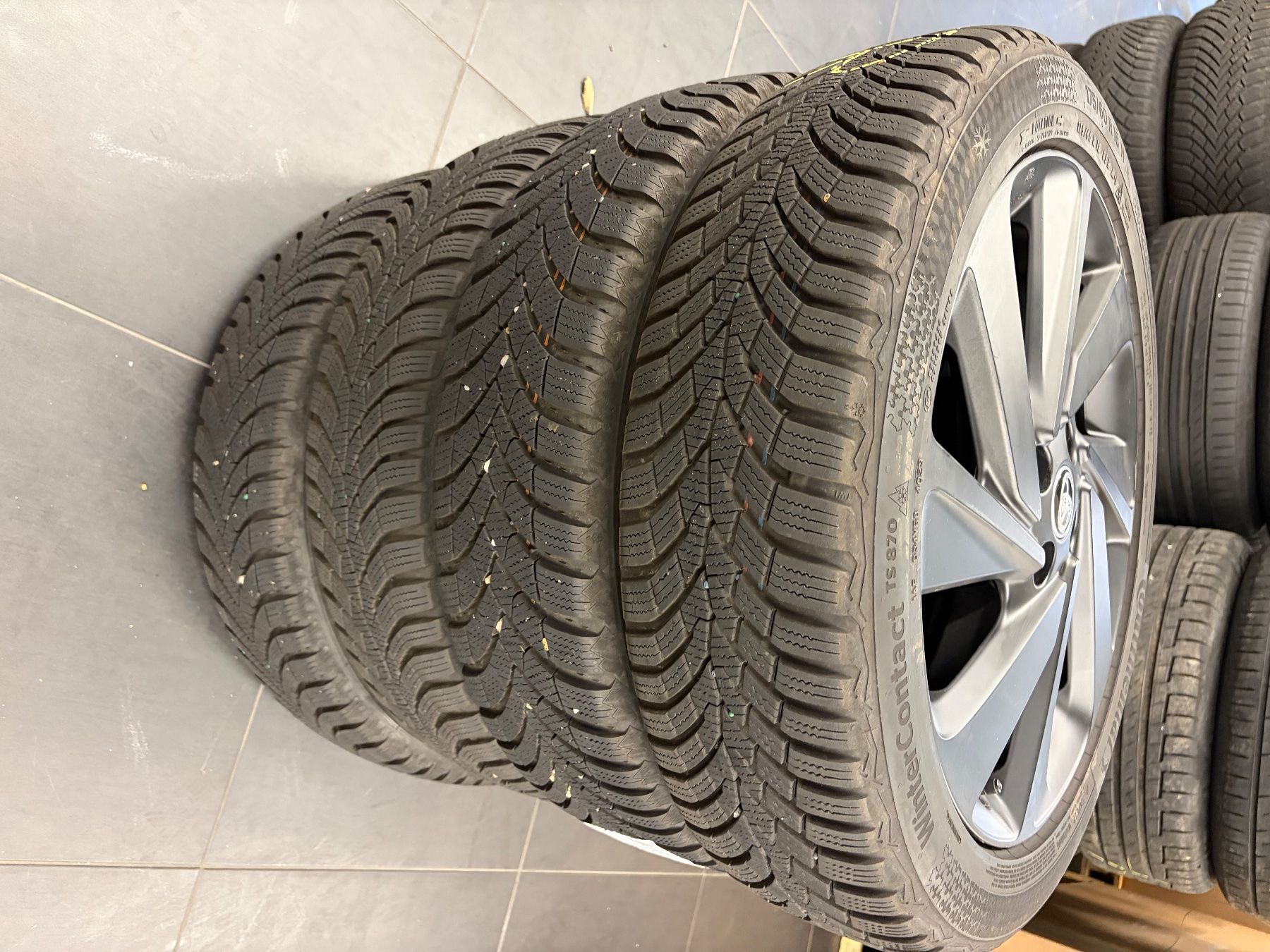 Toyota Pneumatici & Ruote complete: Winterradsatz Toyota Aygo X – Usato da Bachenbülach venduto da nocy 1