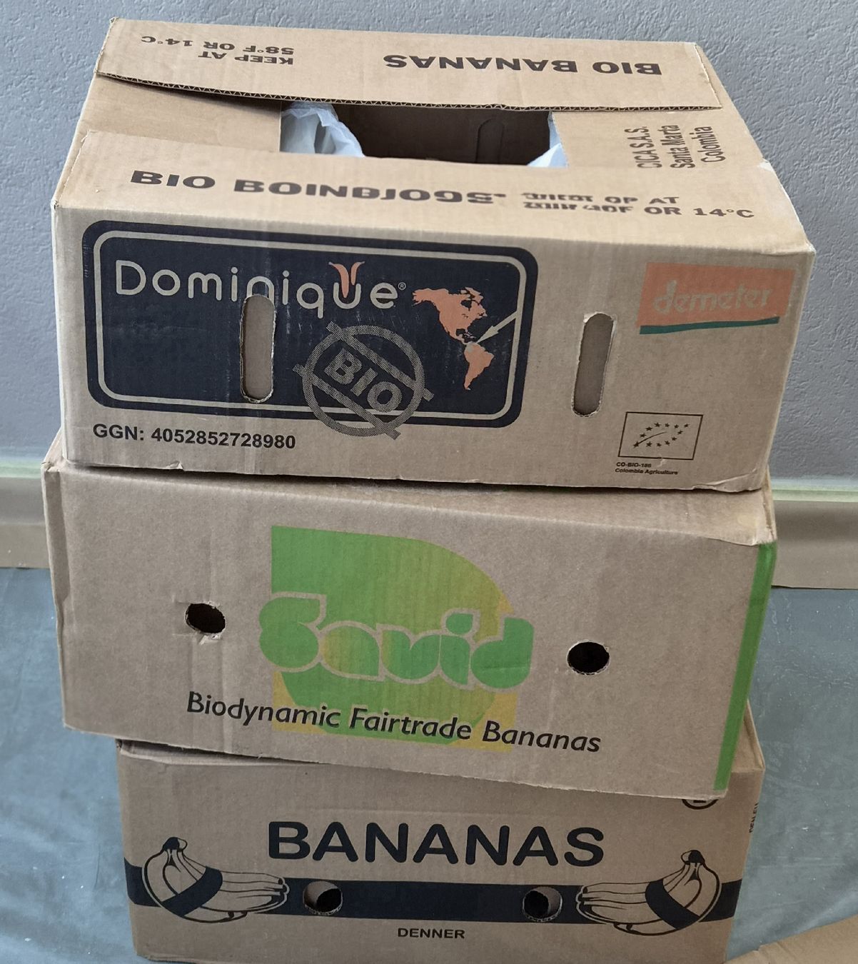 Cartoni: 10aine de cartons bananes – Usato da Chénens venduto da cam_ll5b