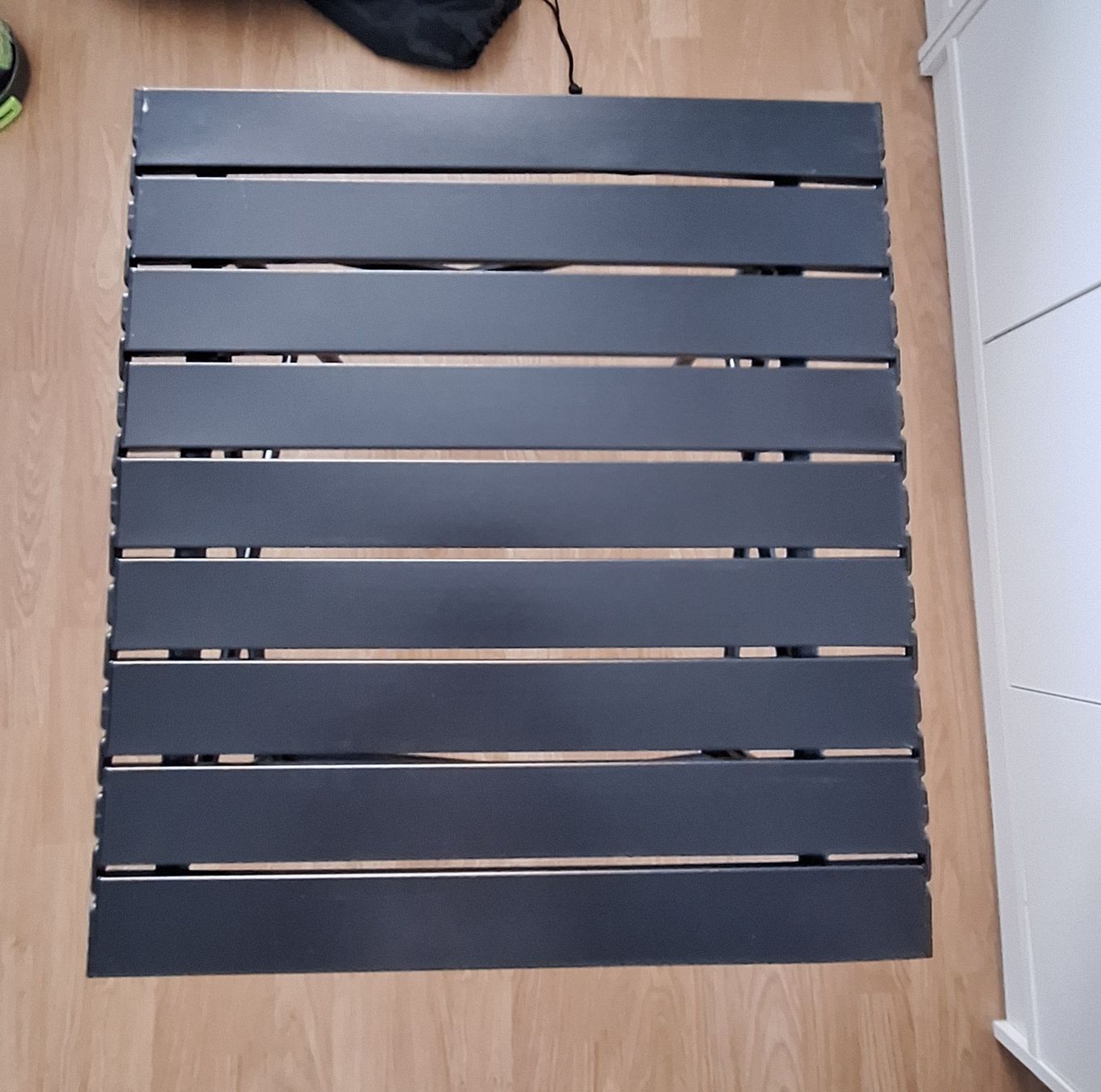 Tables: Camping Klapptisch,  Aluminium Schwarz. klein Verpackt – D'occasion à Lützelflüh-Goldb par bli_f2v9 1