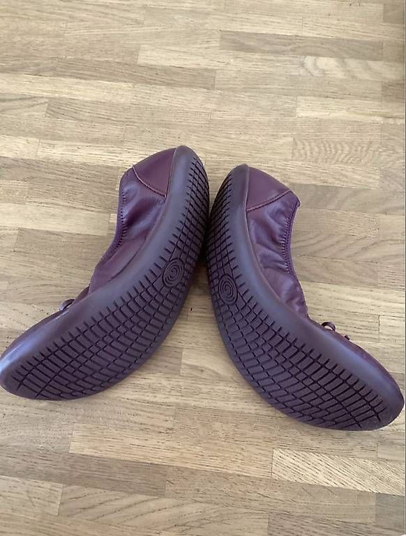 Scarpe da donna: Ballerinas Groundies 39 – Usato da Effretikon venduto da Tigertux 1