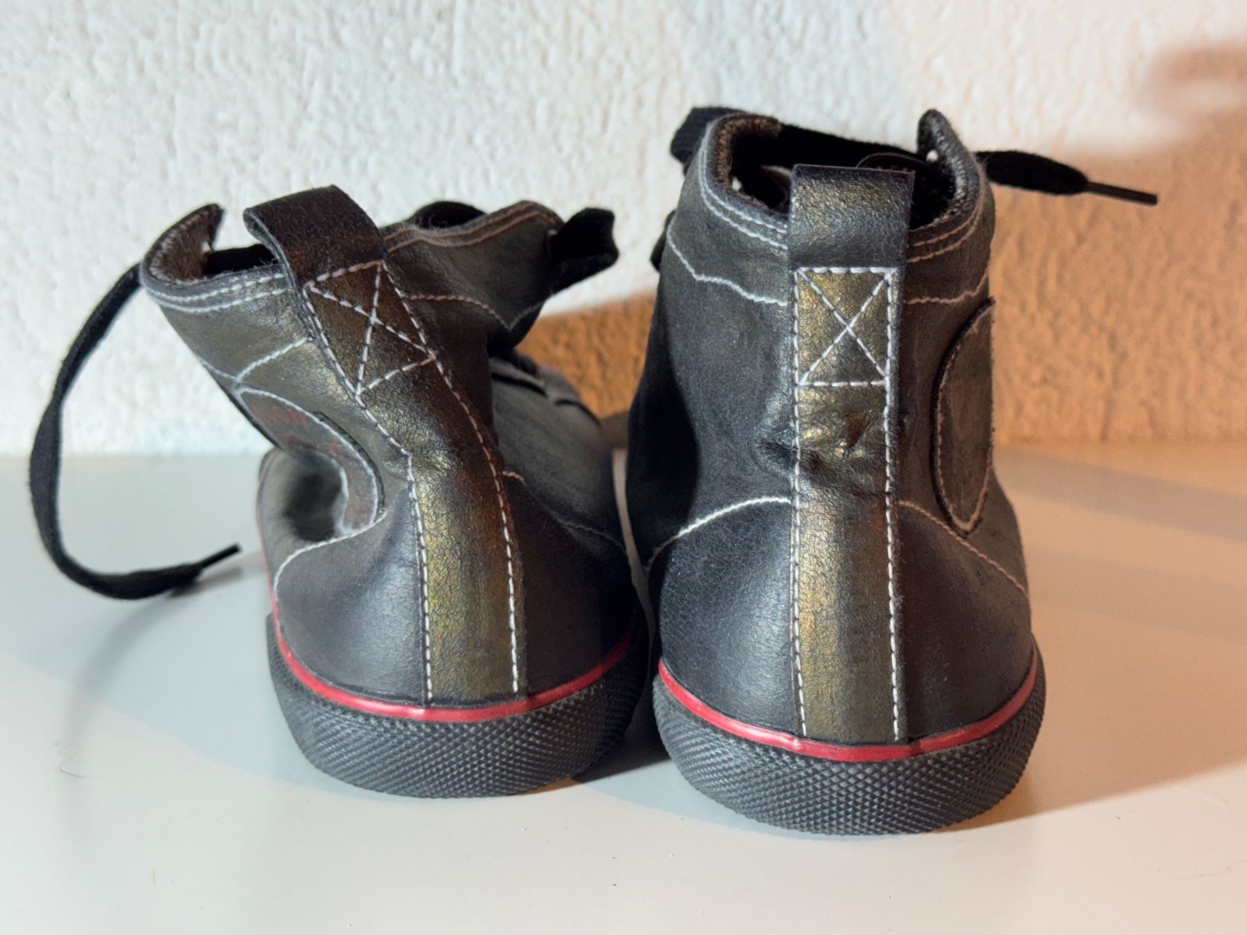Herrenschuhe: Sneaker von Bigstar ca Gr. 39 – Gebraucht aus Grosswangen von shoes.bags.and.co 2