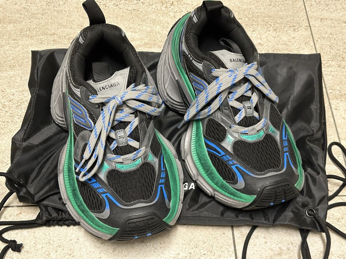 Balenciaga 10XL Sneaker size 42 Black, grey green blue (D'occasion