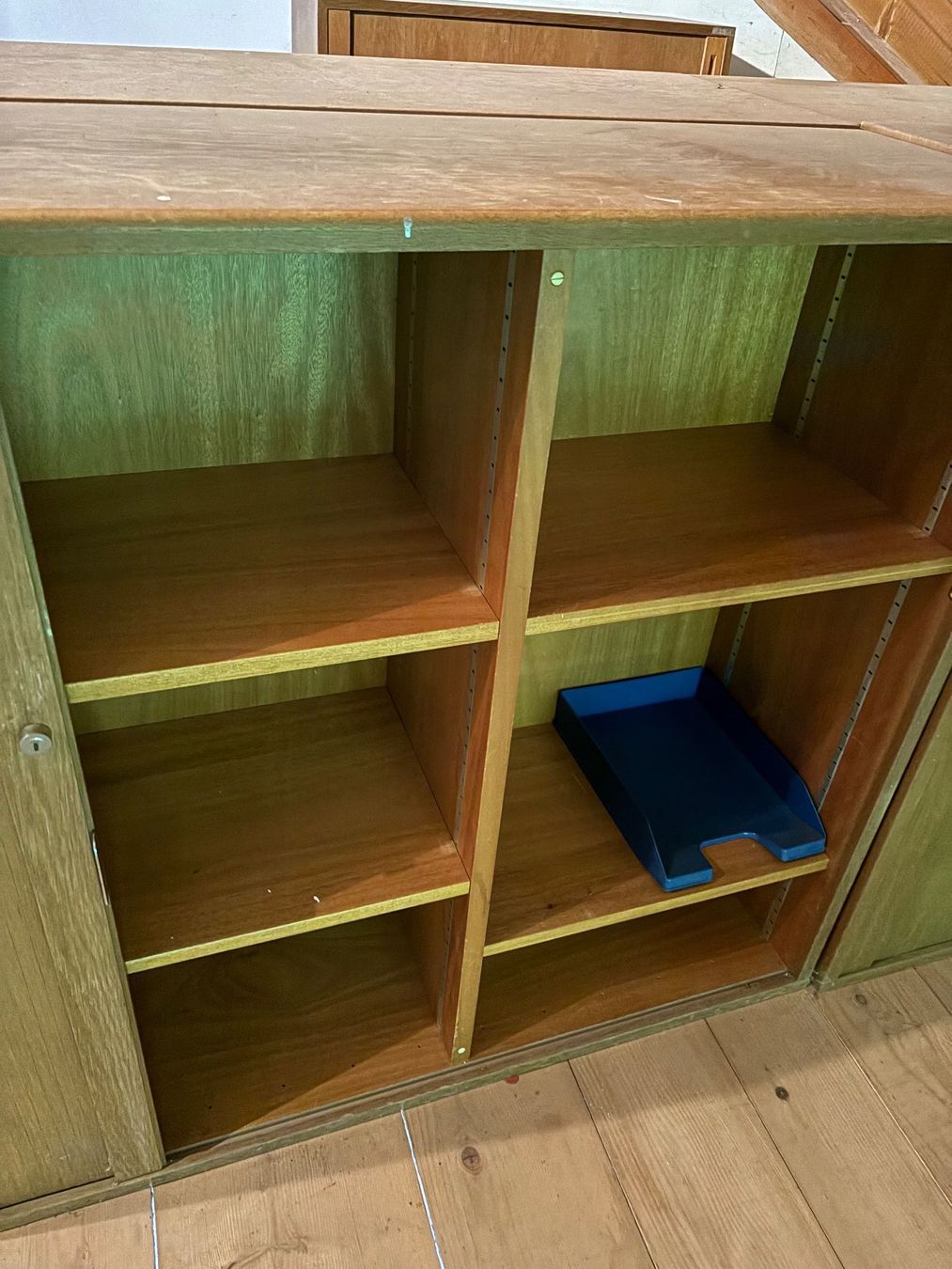 Cassettiere: Vintage Holz Schrank, Rollschrank – Usato da Dürrenäsch venduto da mar_8wzc 1