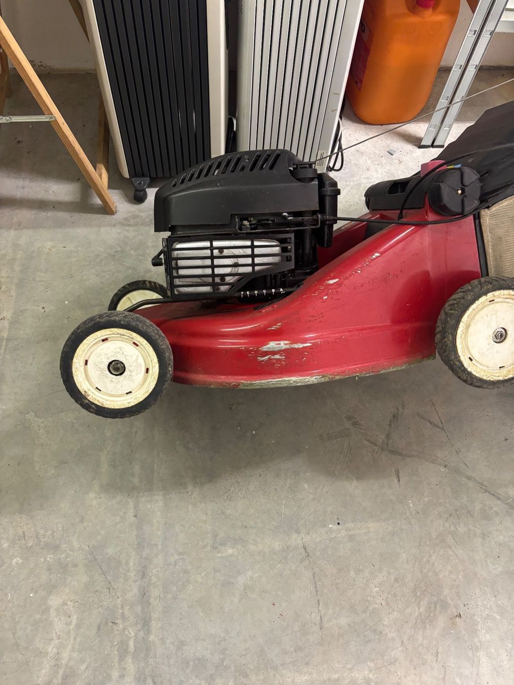 Toro Tagliaerba: Toro 550 Series Rasenmäher – Usato da Lachen SZ venduto da StickMaster 3