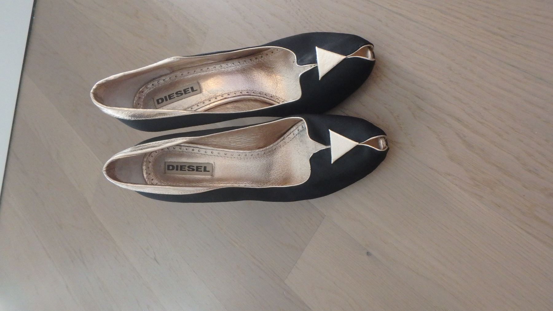 Scarpe da donna: Diesel, Pumps, Grösse 38 – Usato da Vaduz venduto da RapunzelLissi