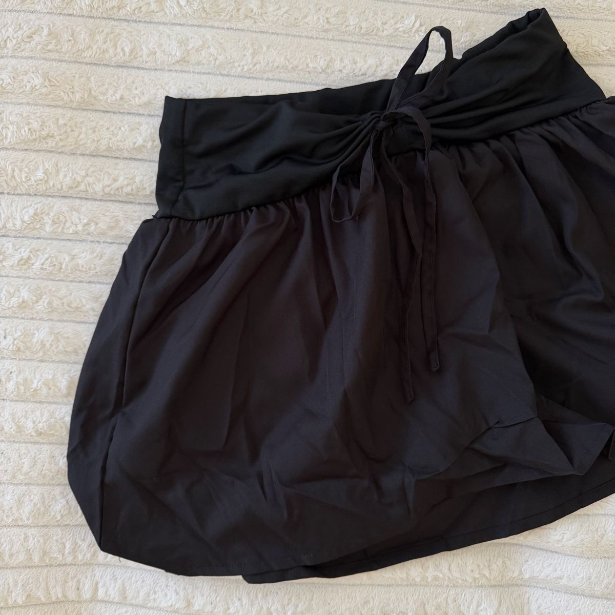 Röcke: Black skirt with drawstring size S new – Neu und originalverpackt aus Gränichen von Domsiiiii 1