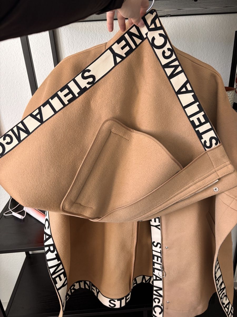 Altro in Moda donna: Stella McCartney Cape – Usato da Baden venduto da MelissaBogi 1