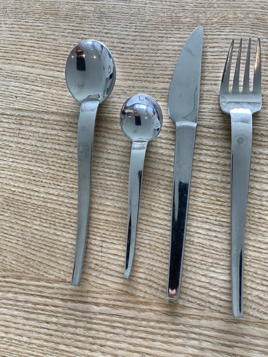 Set di posate: Besteck-Set Swissair 4-teilig – Usato da Niederlenz venduto da Lordphoenix 1