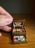 Vintage Nadelkasten Box für Puppenhaus/Puppenstube