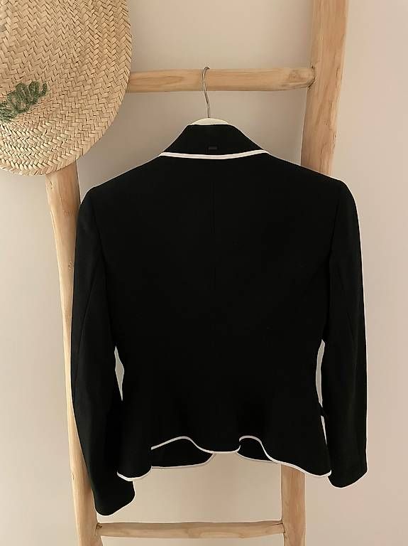 Armani Completi & Tailleur: Armani Jeans Blazer schwarz/weiss Gr. S – Nuovo (secondo la descrizione) da Meilen venduto da SabrinaK1992 3