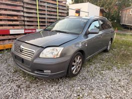 Toyota Avensis Kombi guter Zustand 2008 Grau