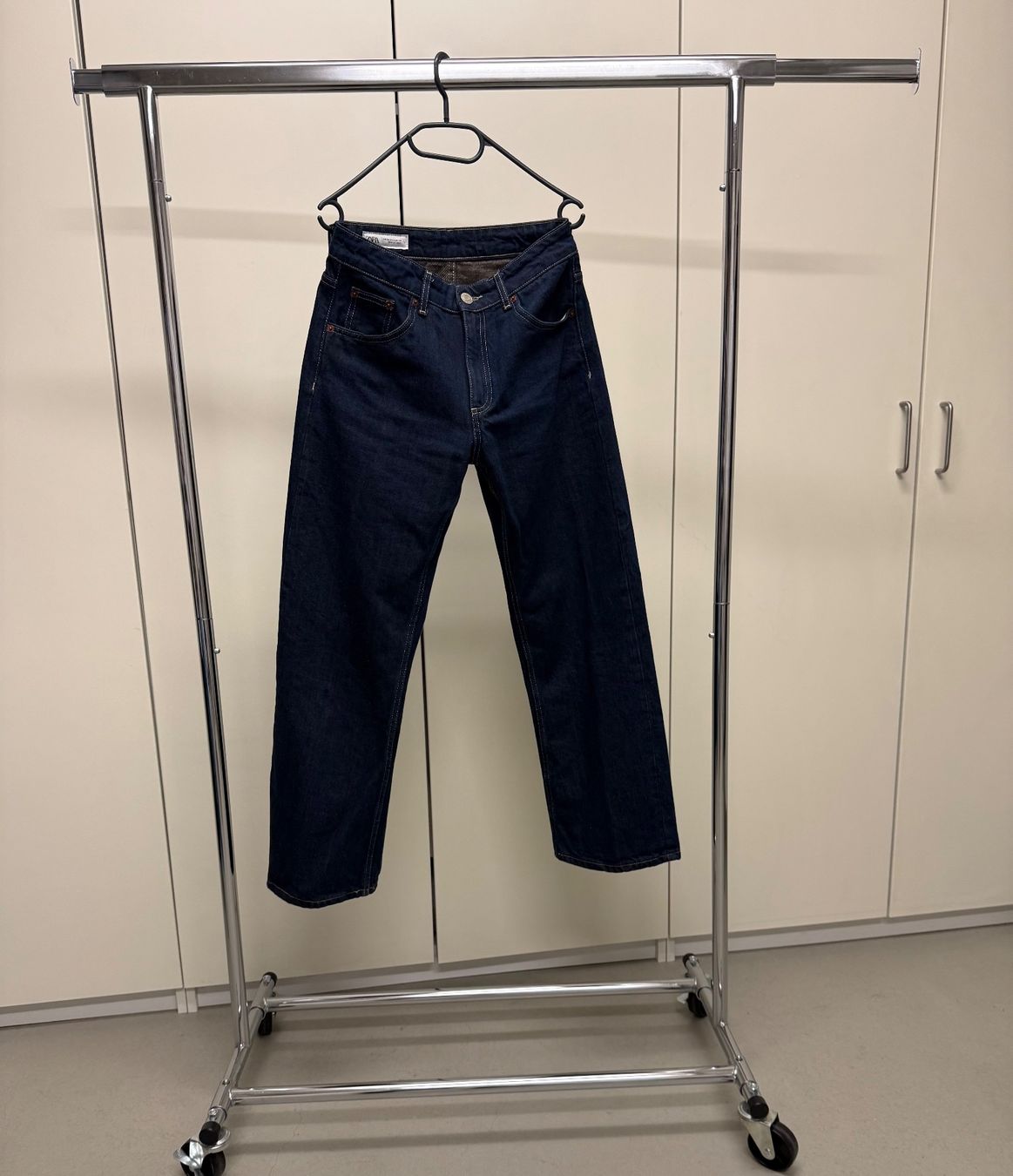 Zara Jeans: ZARA Jeans – Gebraucht aus Urdorf von Magdella 3
