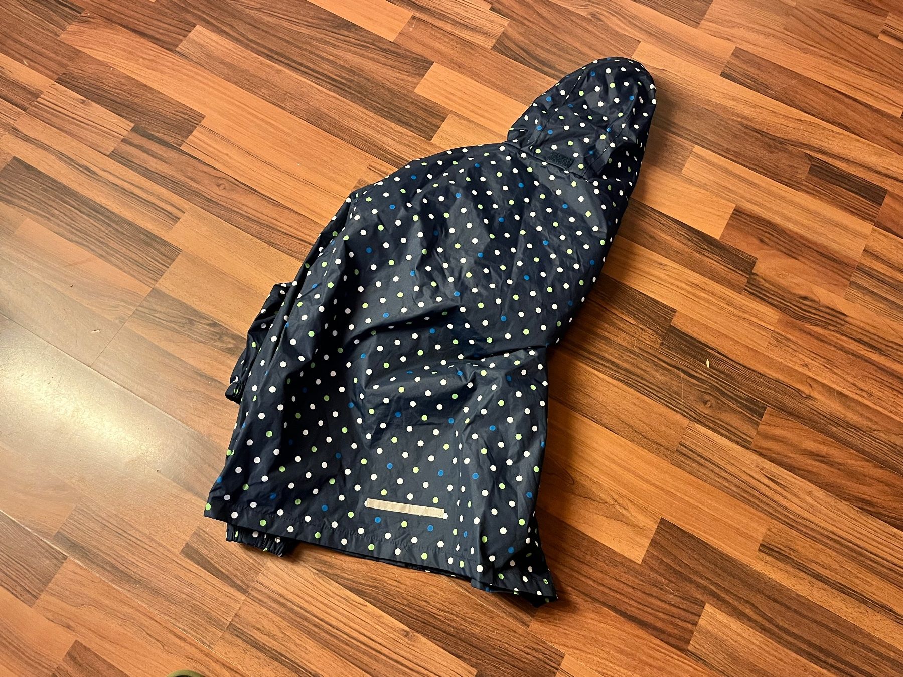 Jacken & Mäntel: Regenjacke Gr.152 Mädchen - gepunktet mit Reflektoren – Gebraucht aus Zollikofen von Lukimann 3