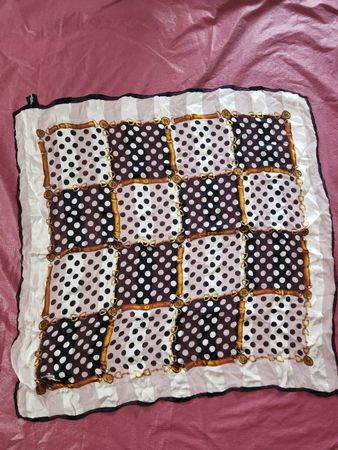 Foulard à pois motifs chaînes, soie, occasion