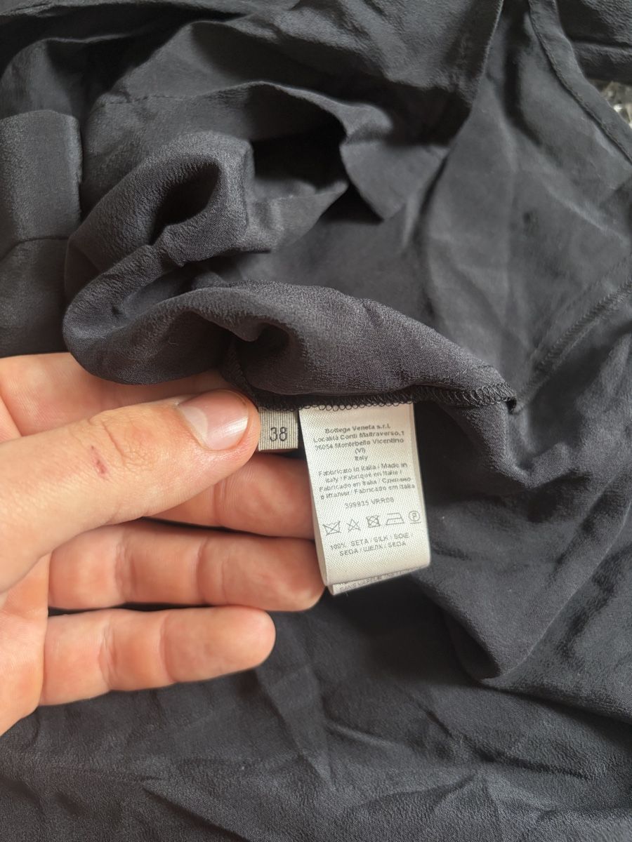 Bottega Veneta Camicette: Bottega Veneta Black Silk Blouse – Nuovo (secondo la descrizione) da Brislach venduto da edu_t6pq 7