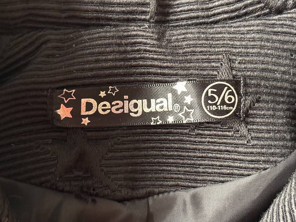 Desigual Giacche & Cappotti: Manteau Desigual – Usato da Le Brassus venduto da ver_8jc7 2