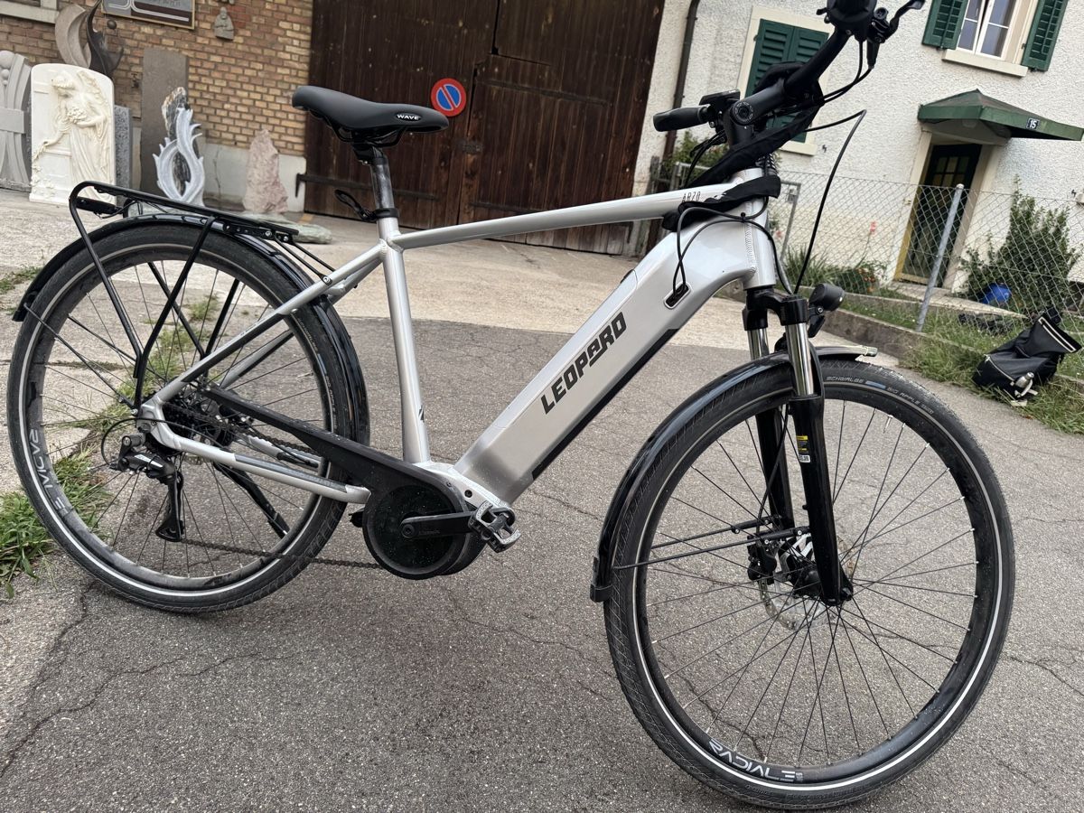 Leopard Vélos: E Bike Leopard ( Bosch) – D'occasion à Forch par naz_fr7n 6