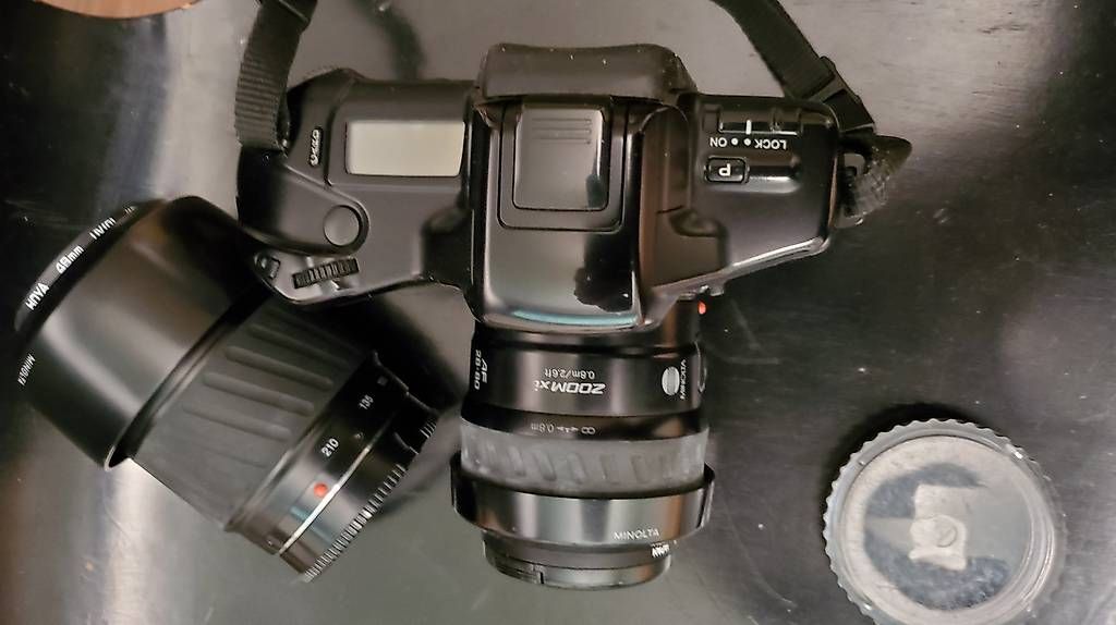 Minolta Fotocamera: Minolta Dynax 7xi mit 2 Objektiven – Usato da Küttigen venduto da rijo26 2