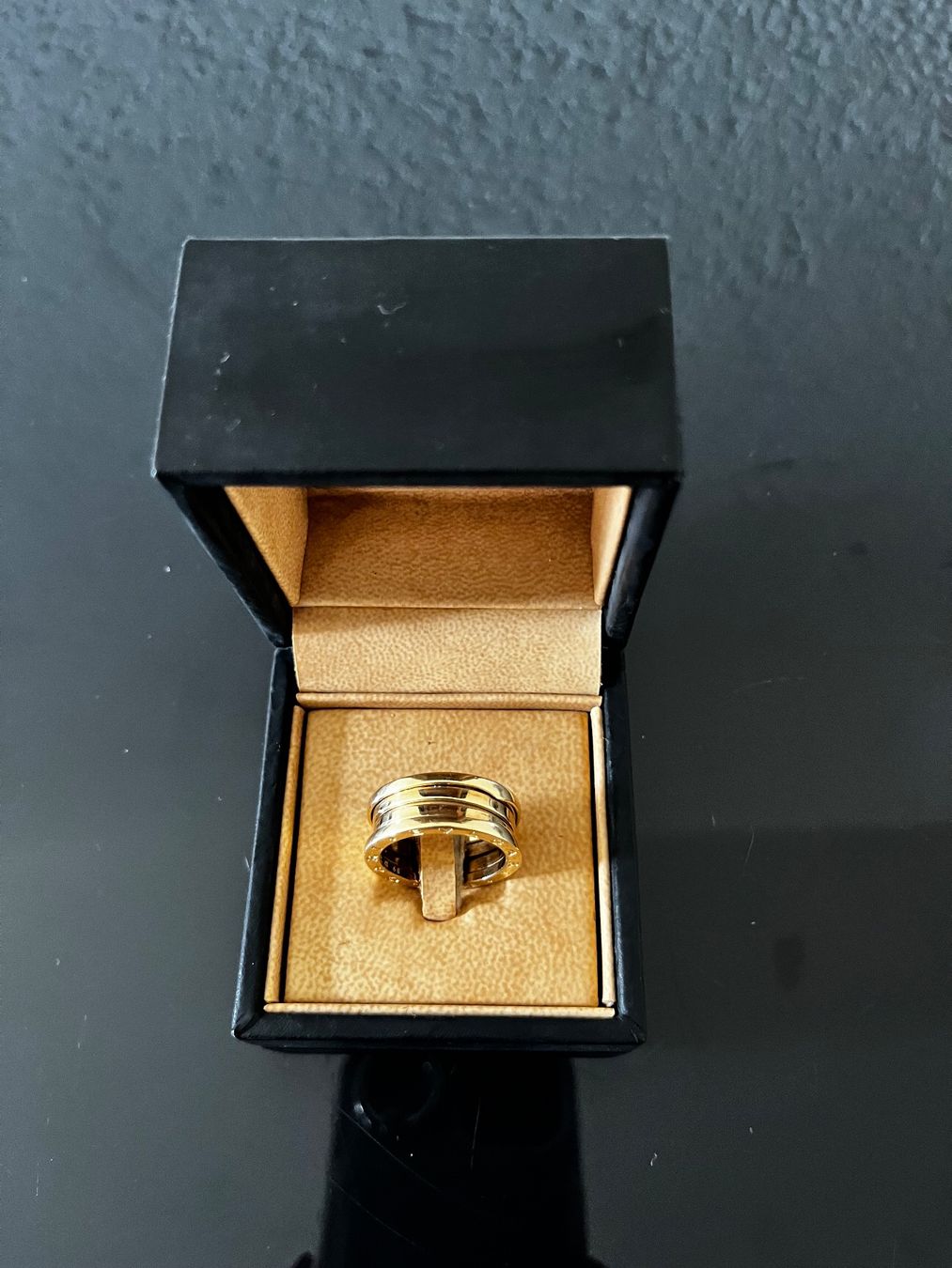 Bulgari Anelli: Bvlgari B.zero1 Ring, Gelbgold, Grösse 59 – Nuovo (secondo la descrizione) da Meilen venduto da mary24031978 2