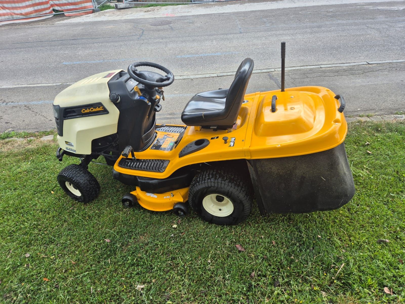 Mtd Tagliaerba: Rasenmäher Cub Cadet 1016 – Usato da Niederhasli venduto da Bully10 3