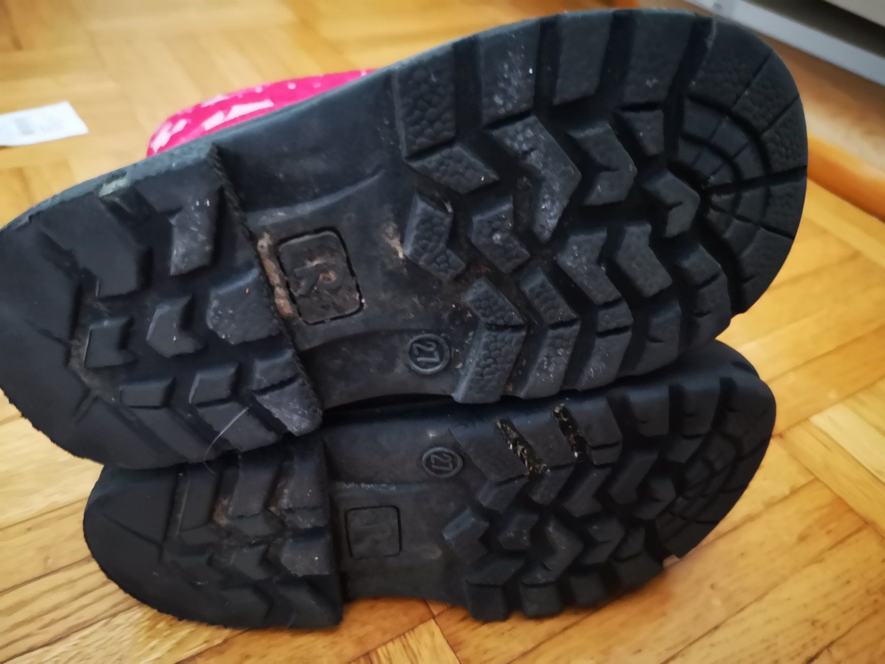 Scarpe da uomo: Winterstiefel / Bottes d'hiver 27 – Usato da Onex venduto da Genevois85 2
