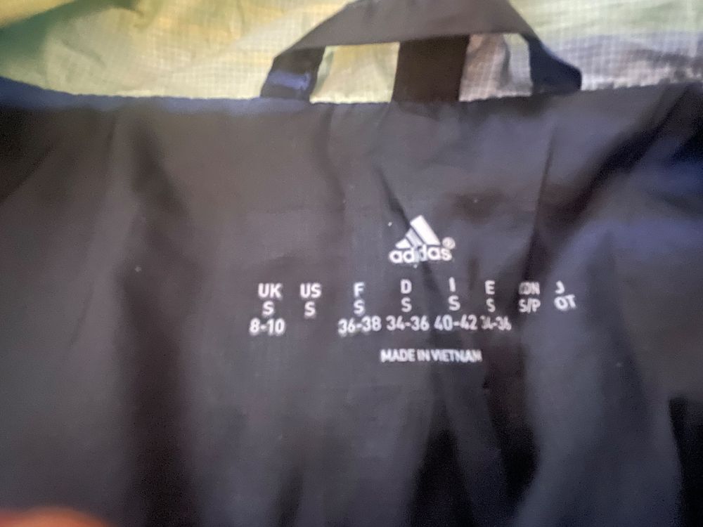 Adidas Giacche: Adidas Damen Sportjacke Grösse S – Usato da Zürich venduto da Miush999 1