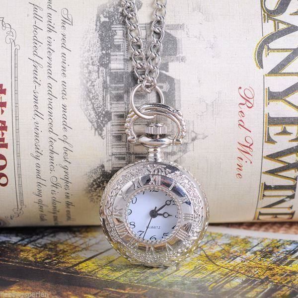 Orologi: Umhängeuhr silbrig mit Deckel und Kette – Nuovo e nell'imballaggio originale da St. Margarethen TG venduto da ursk10 2