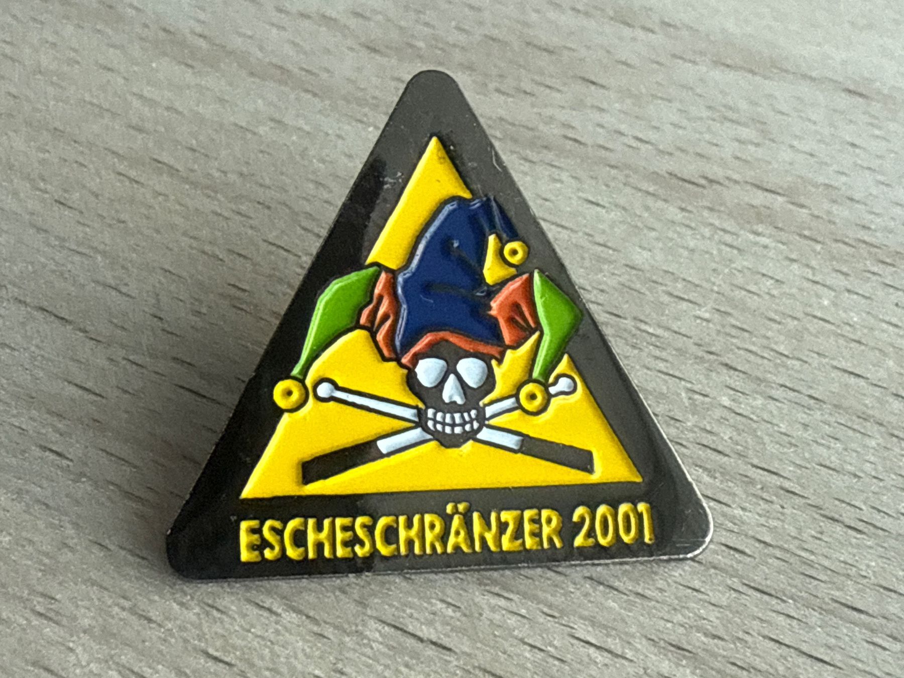 Placchette & Badge: Pin Escheschränzer 2001 – Usato da Glattbrugg venduto da Schweigmatt