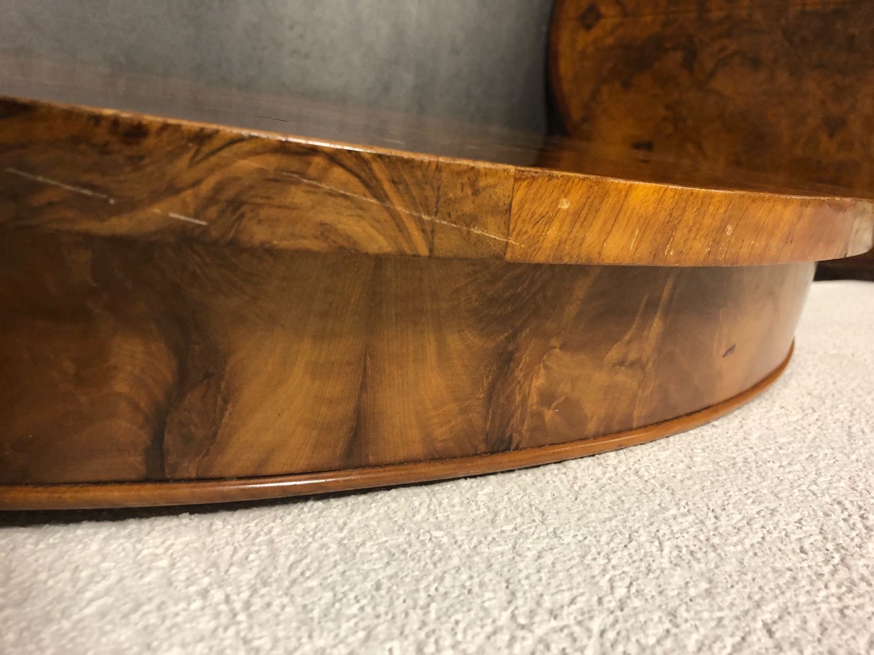 Tavoli: ancienne table – Usato da Lyss venduto da Schmuggler 4