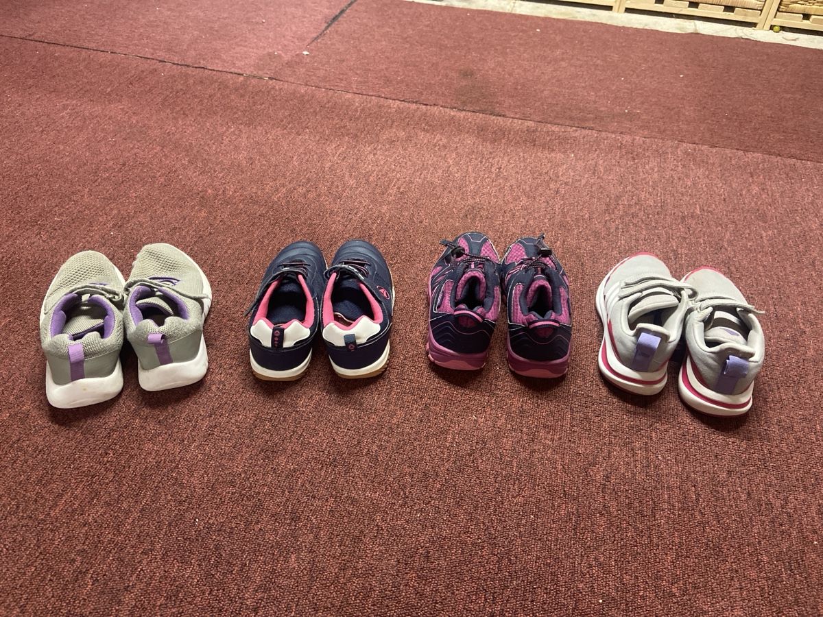 Kleiderpakete & -sets: Schuhpaket Mädchen Grösse 34 – Gebraucht aus Schaffhausen von pattyschmid 2