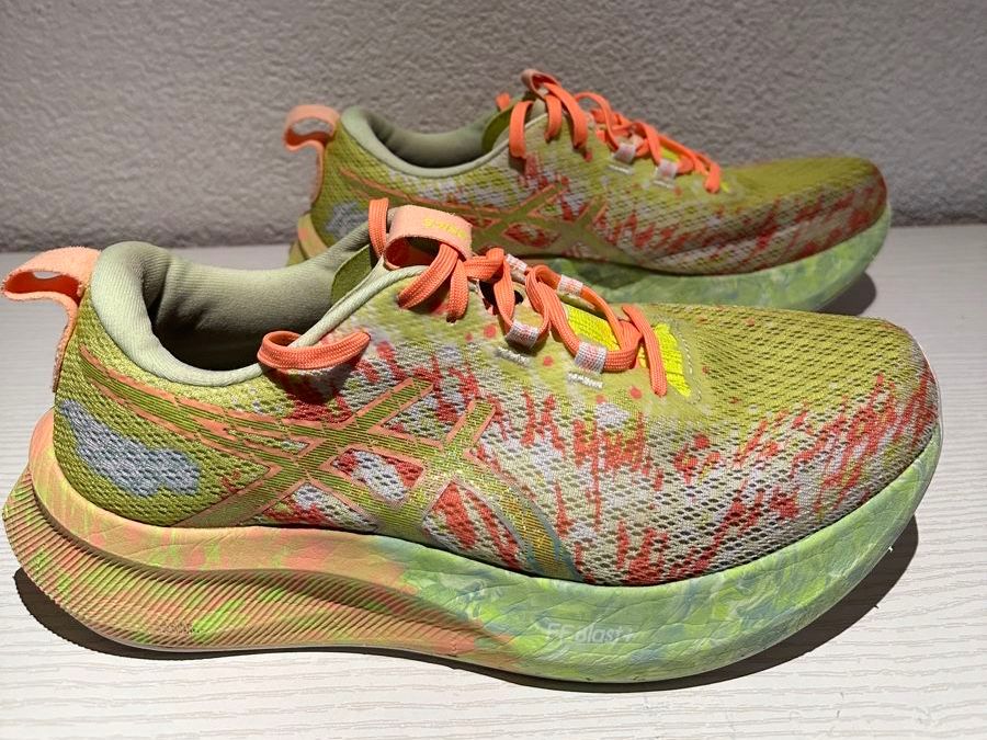 Asics Scarpe da uomo: Schuhe Asics Noosa Tri 43.5 – Usato da Langenthal venduto da mchmielu82 1
