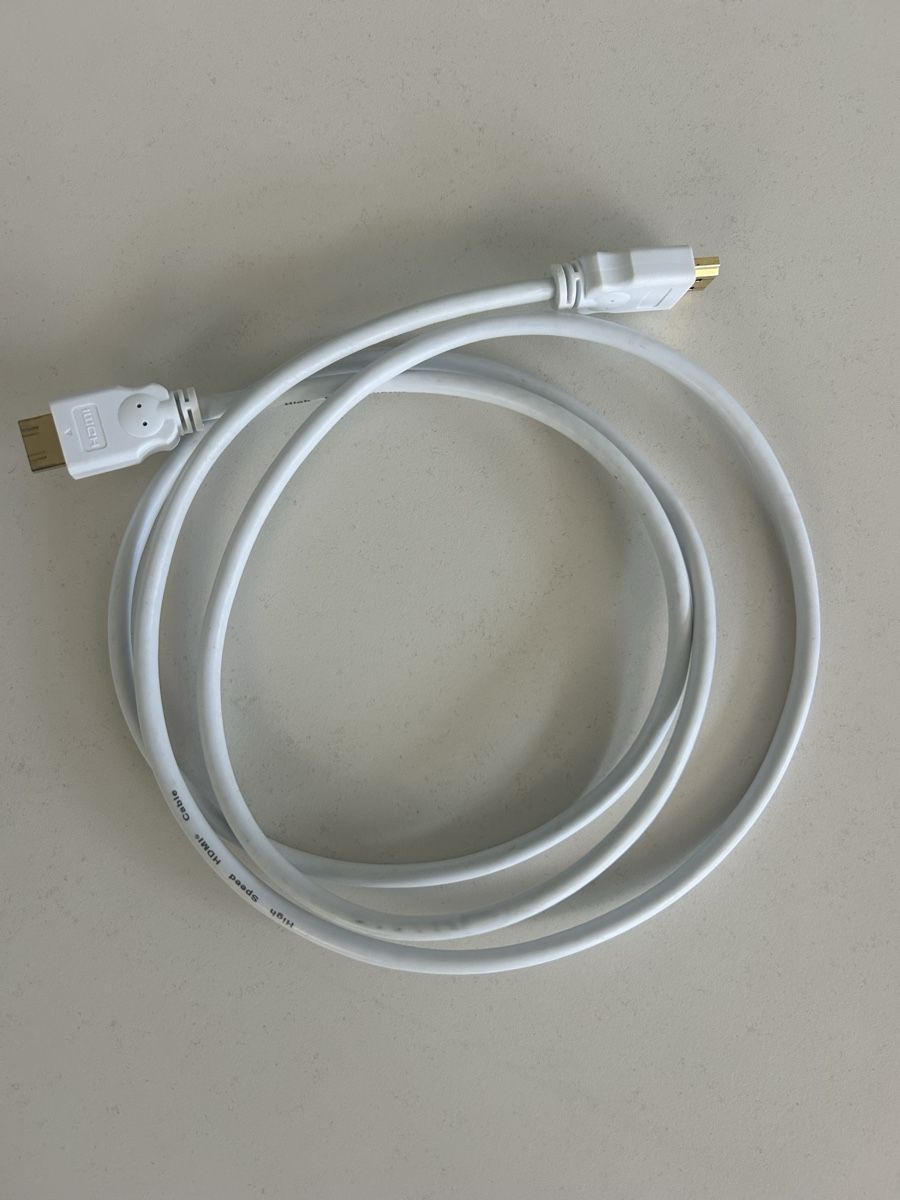 Cavi: High Speed HDMI zu HDMI Kabel – Usato da Oberwil-Lieli venduto da dan-1987