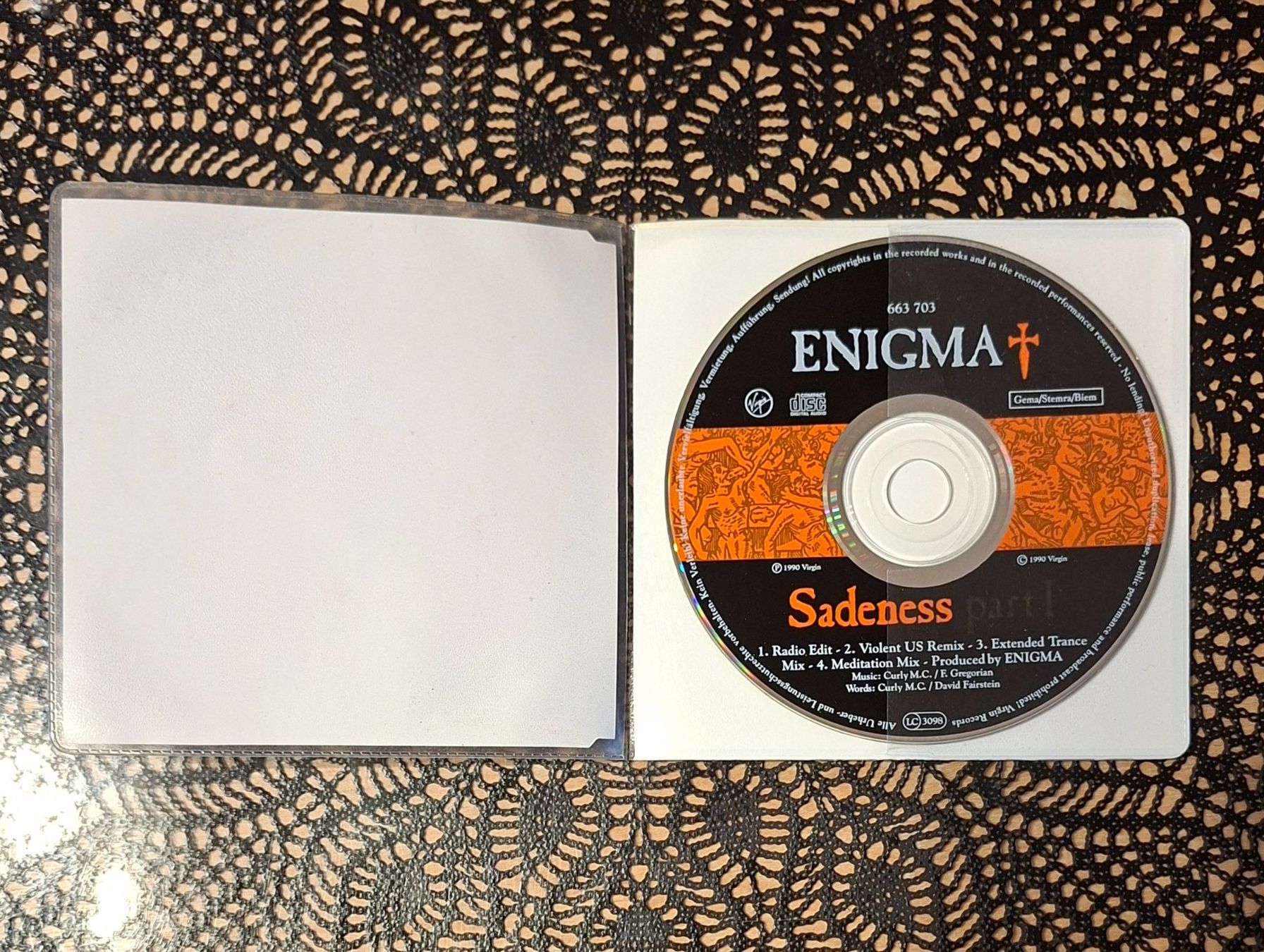 CD: Enigma - Sadeness Part 1, DE Ambient Pop 1990 – Usato da Schönenberg TG venduto da Gregolino76 2