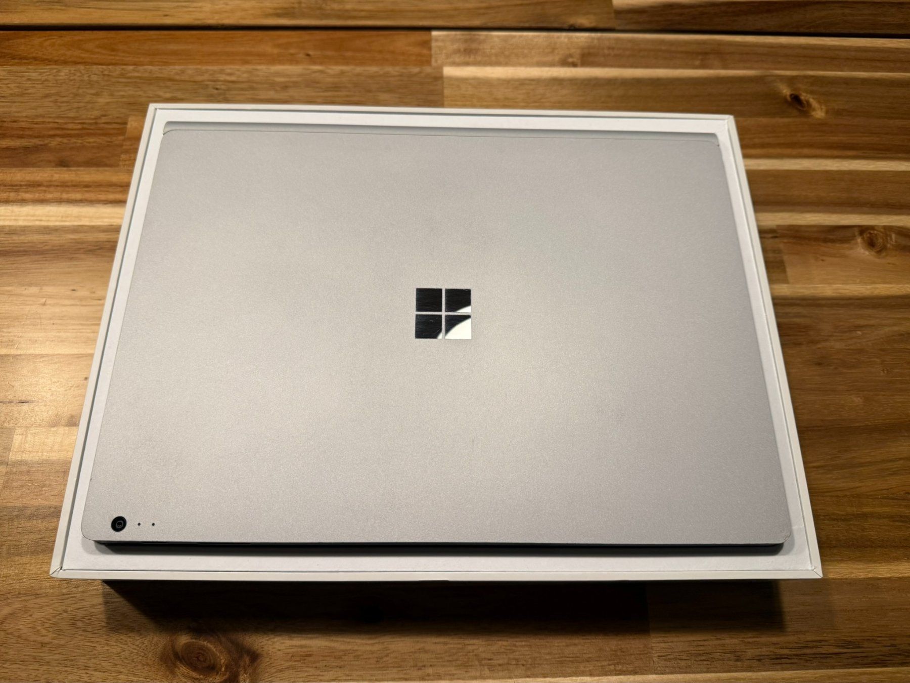 Microsoft Notebook: Microsoft Surface Book 2 13" – Usato da Rickenbach SO venduto da hotsguit83 1