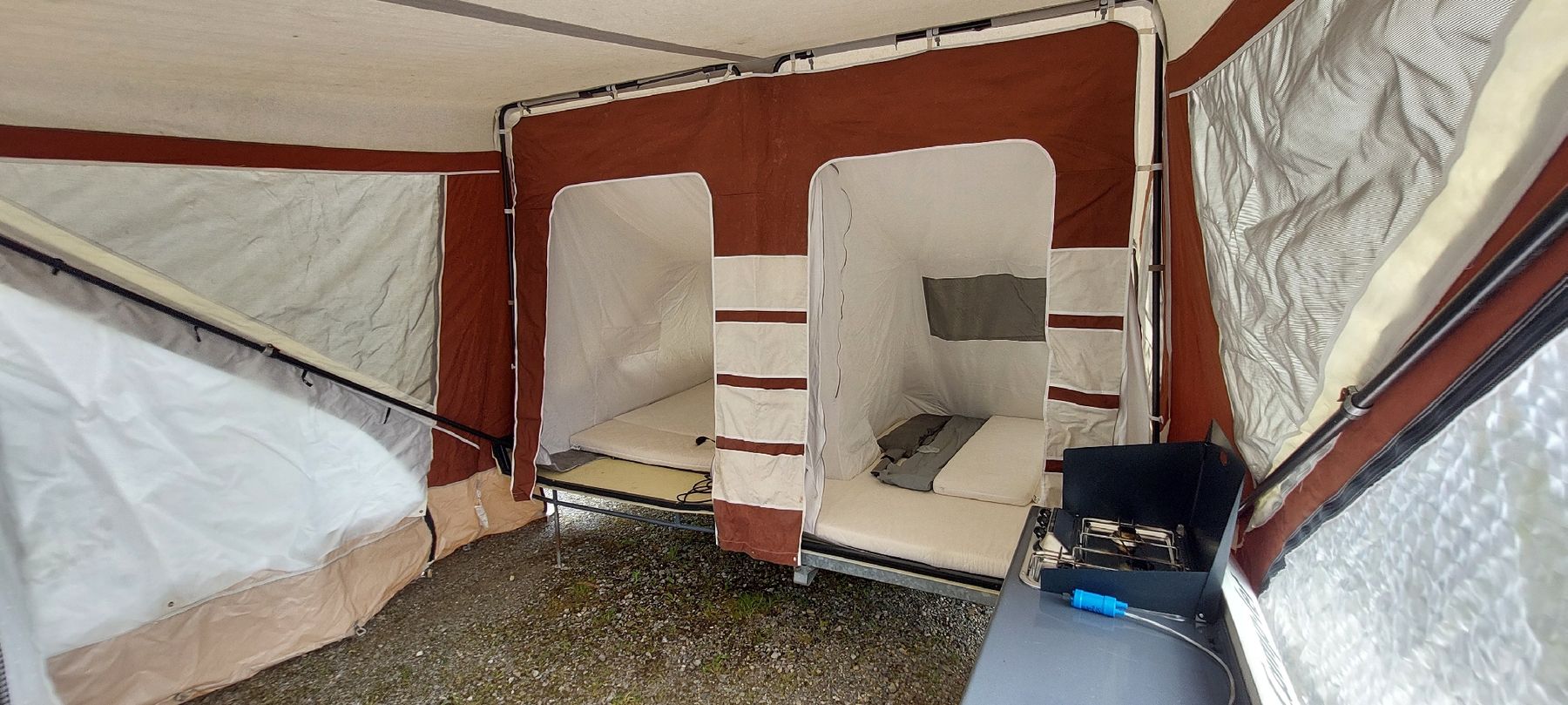 Veicoli da campeggio: Zeltklappanhänger Camp-Let Savanne – Usato da Uerkheim venduto da Sternschuppe 7