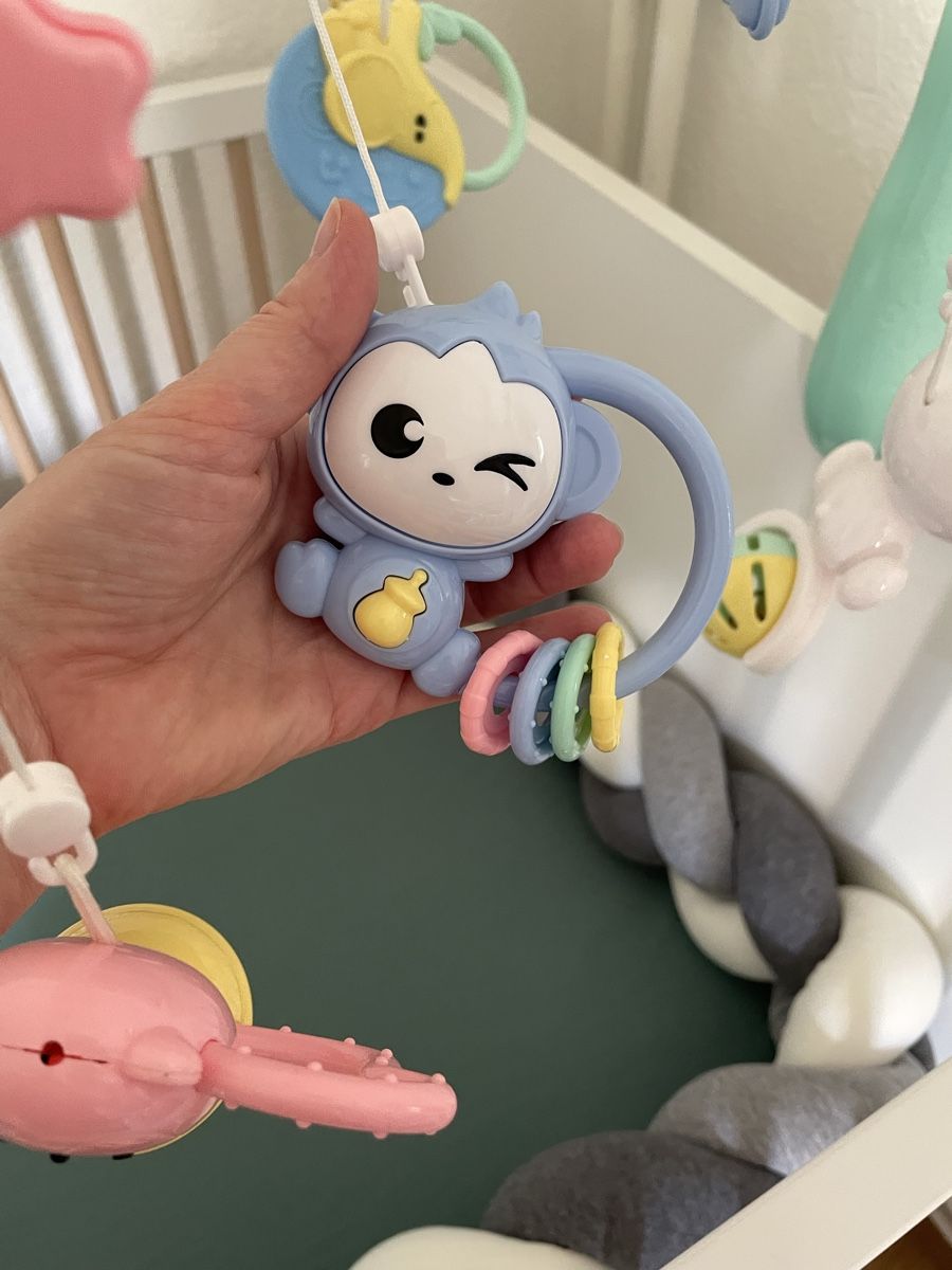 Jouets: Baby Mobile mit Licht und Musik – D'occasion à Chur par ves_y5xm 4