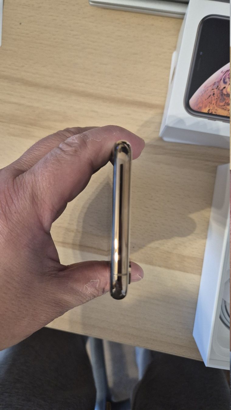 Apple Telefoni cellulari / Smartphones: iPhone XS 64GB Gold 3012 – Usato da Münchenbuchsee venduto da MV_Solutions 7