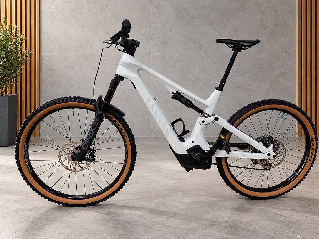 Biciclette: Canyon Spectral ON CF7 L – Usato da Wallisellen venduto da BikeSwap 1