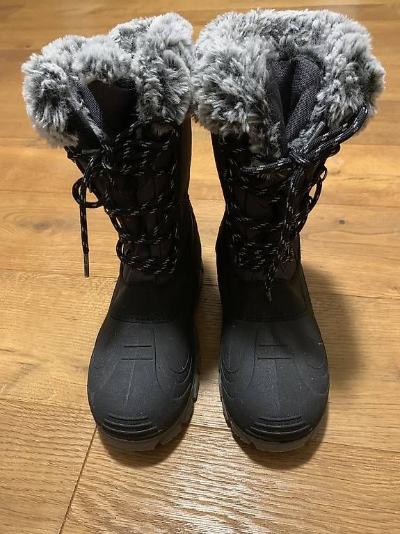 CMP Scarpe per ragazze: Neuwertige Winterstiefel von CMP Gr. 36 – Usato da Stallikon venduto da Lumi_11