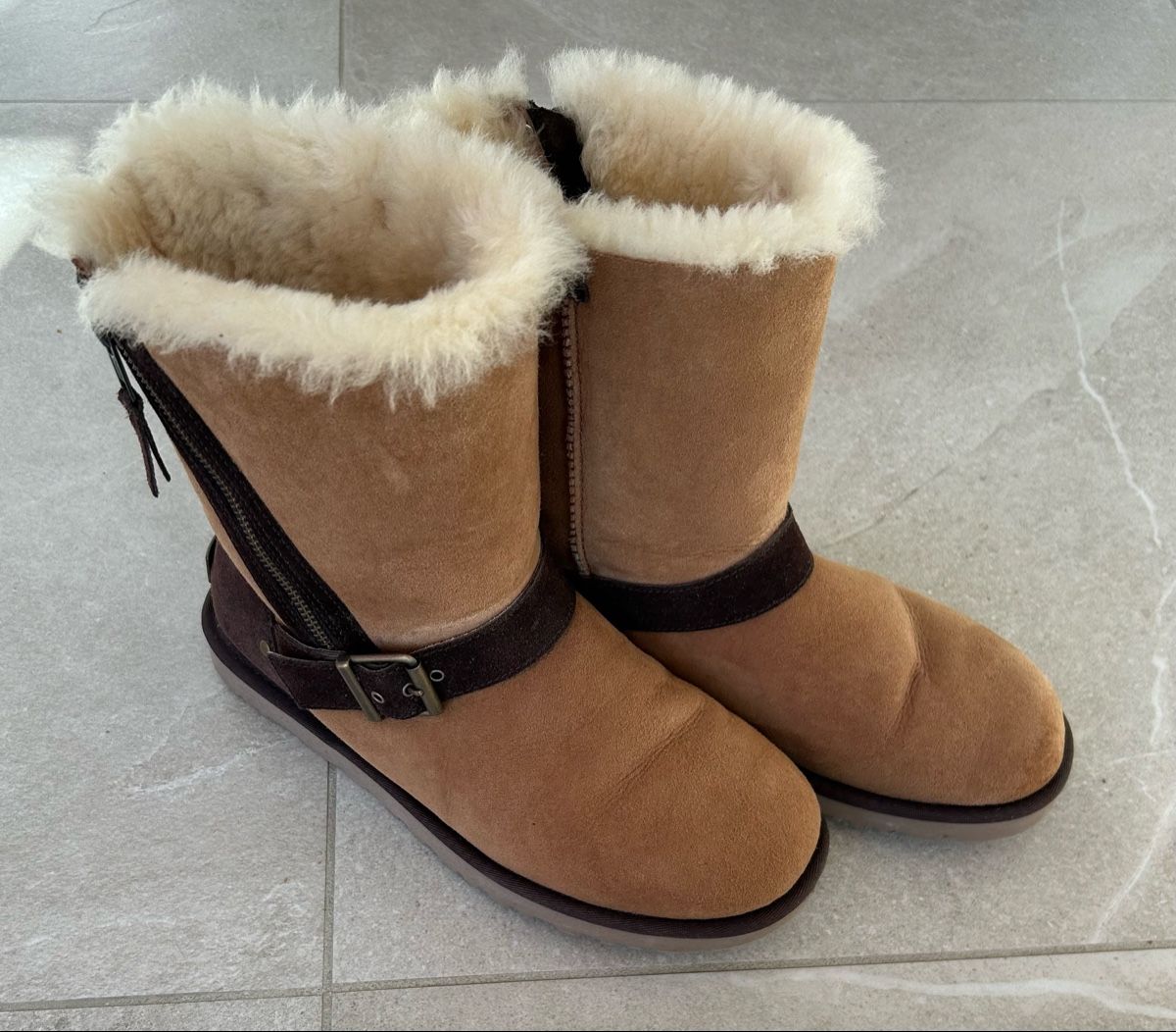 Ugg Scarpe da donna: Ugg Boots Grösse 40 – Usato da Wila venduto da mic_xg2f