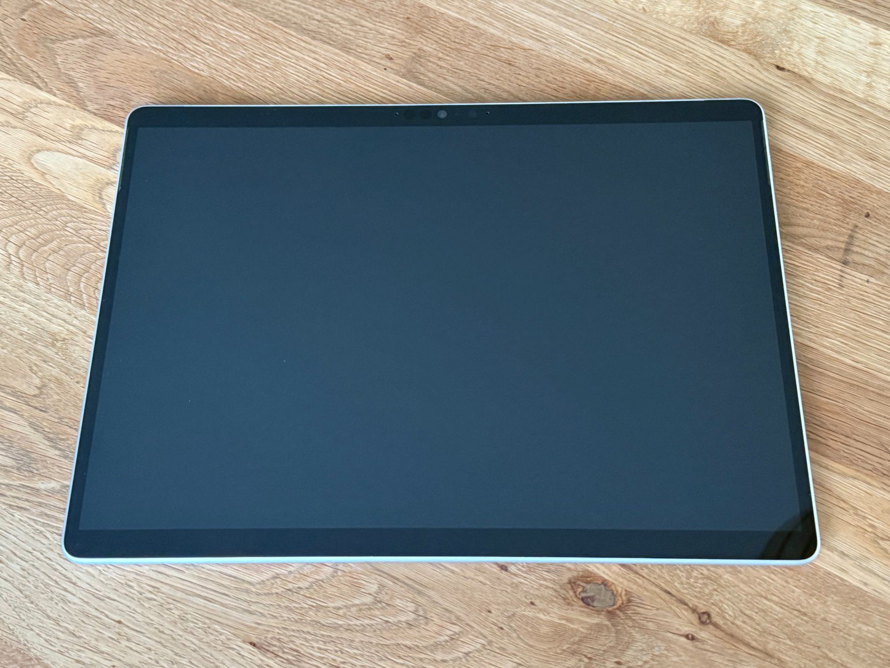 Microsoft Tablet PC: Surface Pro 8, Akku defekt – Difettoso da Hilterfingen venduto da Kuse7 1