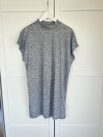 graues T-Shirt-Kleid, one Size