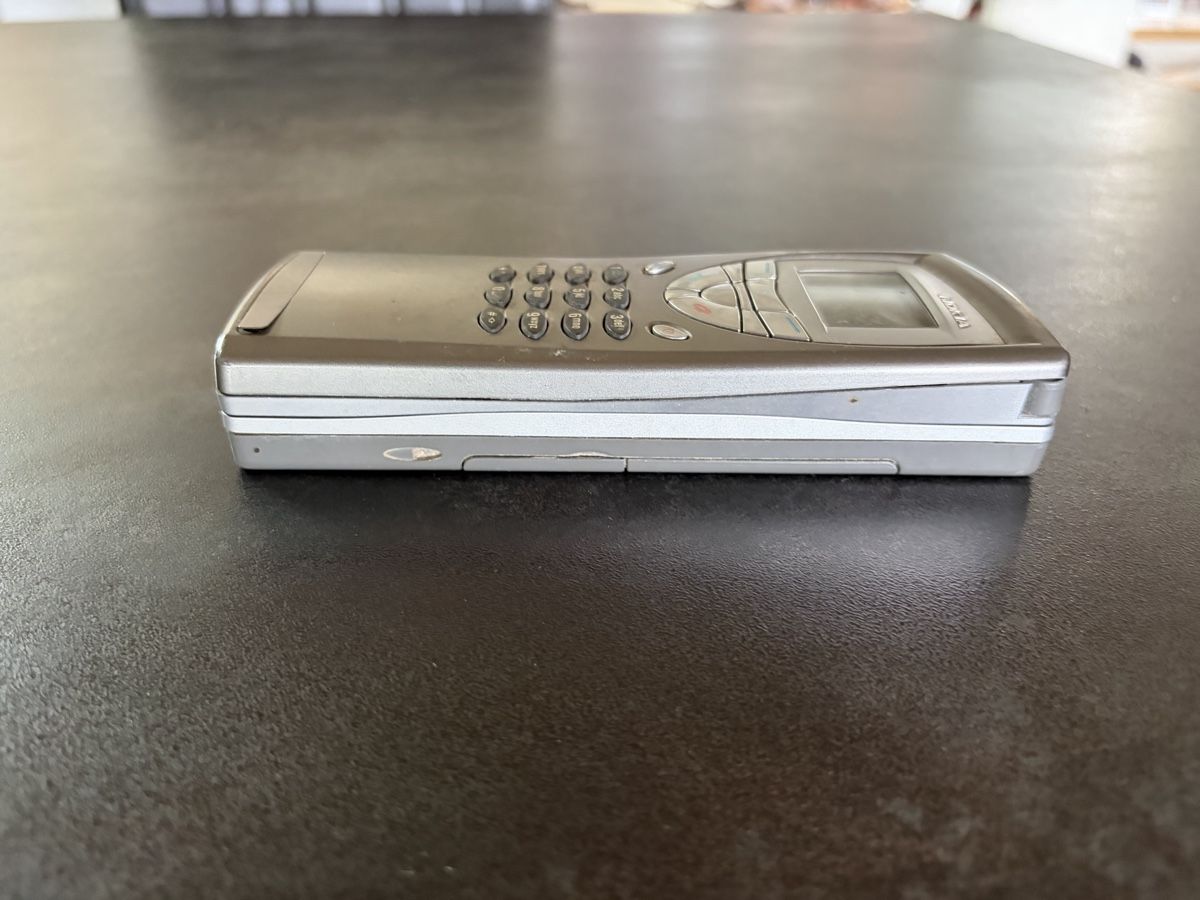 Nokia Telefoni cellulari / Smartphones: Téléphone Portable Rétro Nokia 9210 Communicator – Usato da Vallamand venduto da Bricbracbroc82 5