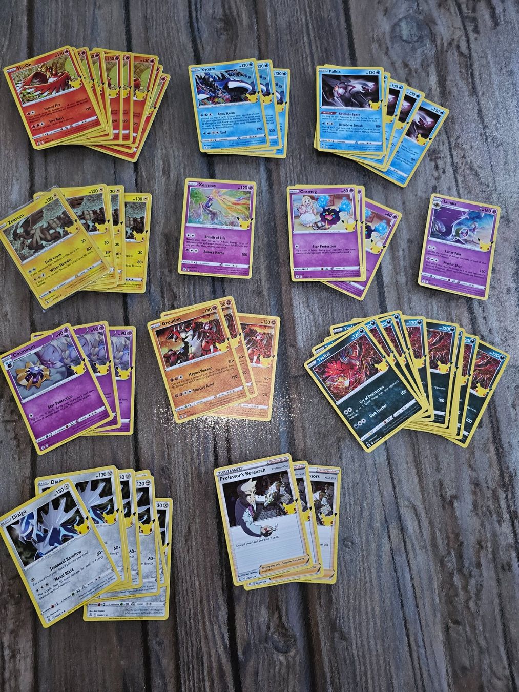 Pokémon Cartes à collectionner: Pokemon Sammlung Celebrations – D'occasion à Schönenberg TG par Scania10