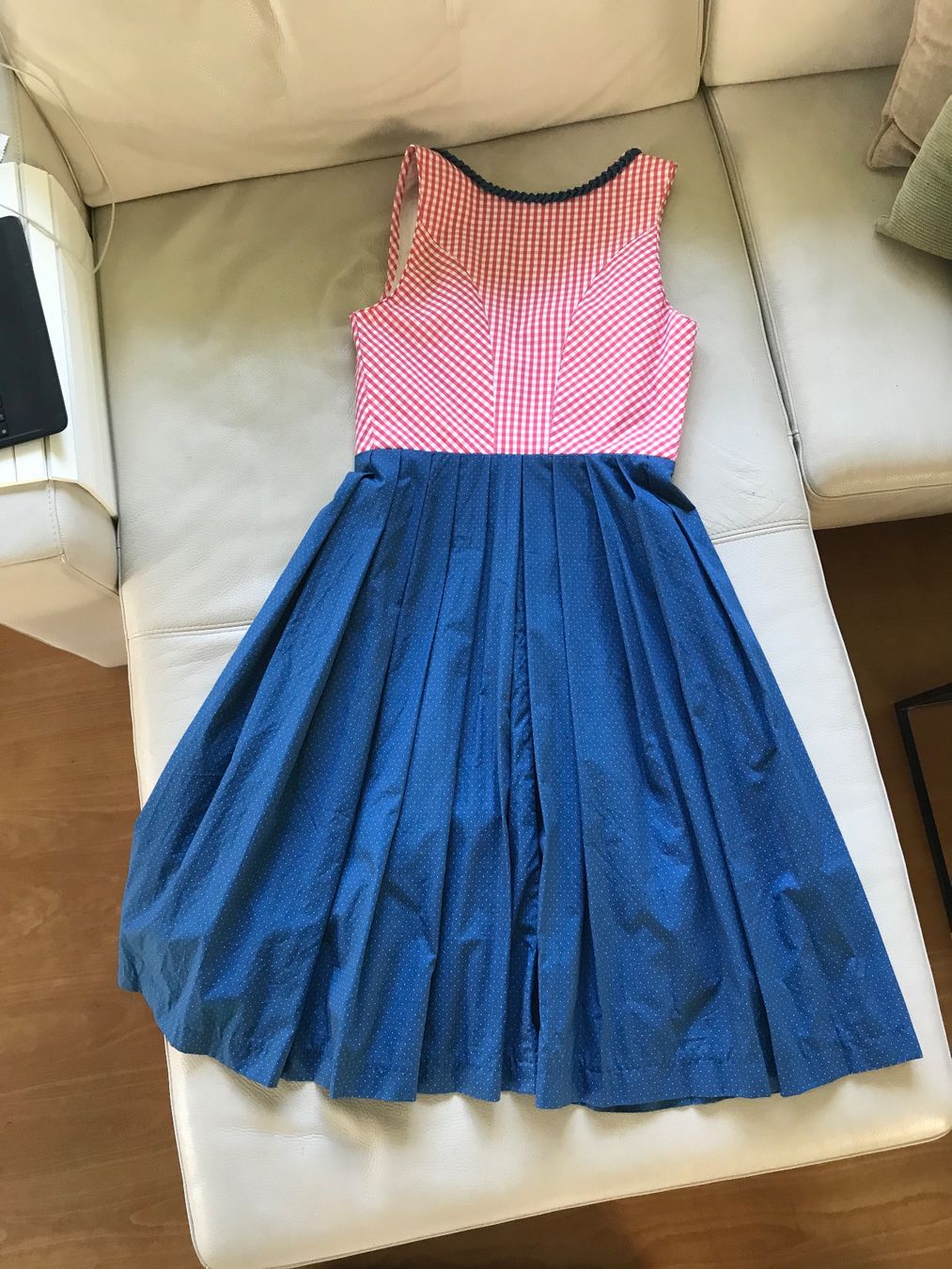 Robes: Dirndl von Reitmayer, Gr.40 – D'occasion à Hittnau par Noppi 7