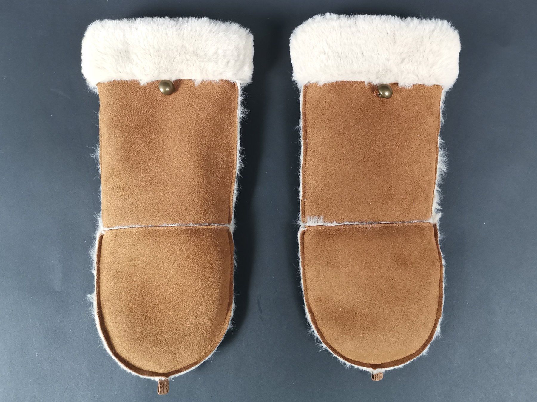 Guanti & manicotti: Winterhandschuhe – Usato da Schaffhausen venduto da Restwert_SH 1