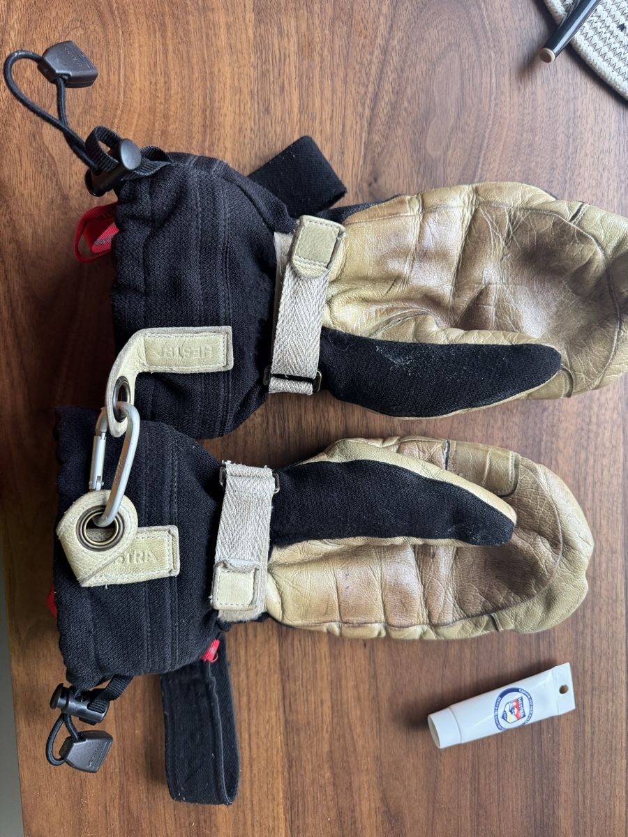 Hestra Handschuhe & Handstulpen: Hestra Leather Fall Line Mitt winter ski gloves, size 7 – Gebraucht aus Zürich von alieacelina 1