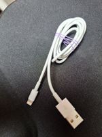 Cable iPhone Lightning vers USB - Charge et Synchronisation