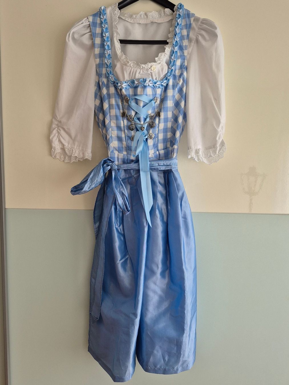 Vestiti: Oktoberfest Dirndl, Gr. 36 – Usato da Obernau venduto da countdown